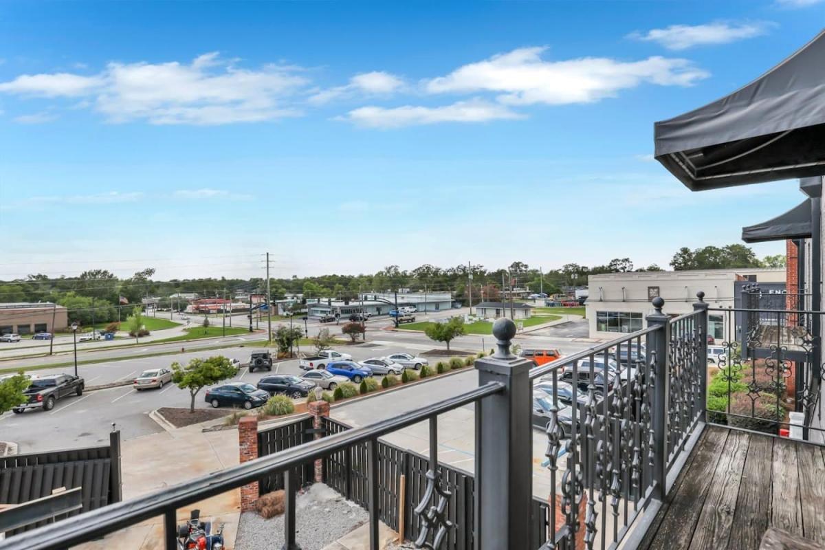 Eagle'S Nest - Spacious Loft Downtown - Near Gsu Statesboro Ngoại thất bức ảnh